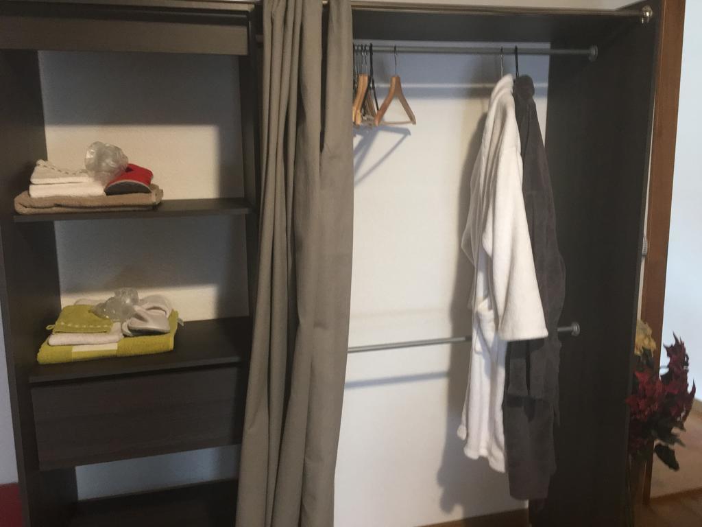 Au P'Tit Bonheur Hotel Cheseaux-sur-Lausanne Buitenkant foto
