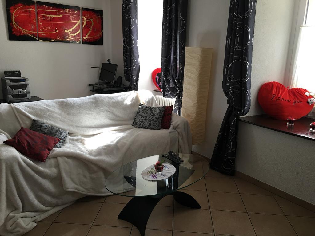 Au P'Tit Bonheur Hotel Cheseaux-sur-Lausanne Buitenkant foto