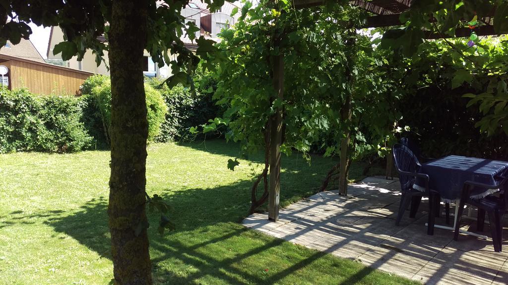 Au P'Tit Bonheur Hotel Cheseaux-sur-Lausanne Buitenkant foto
